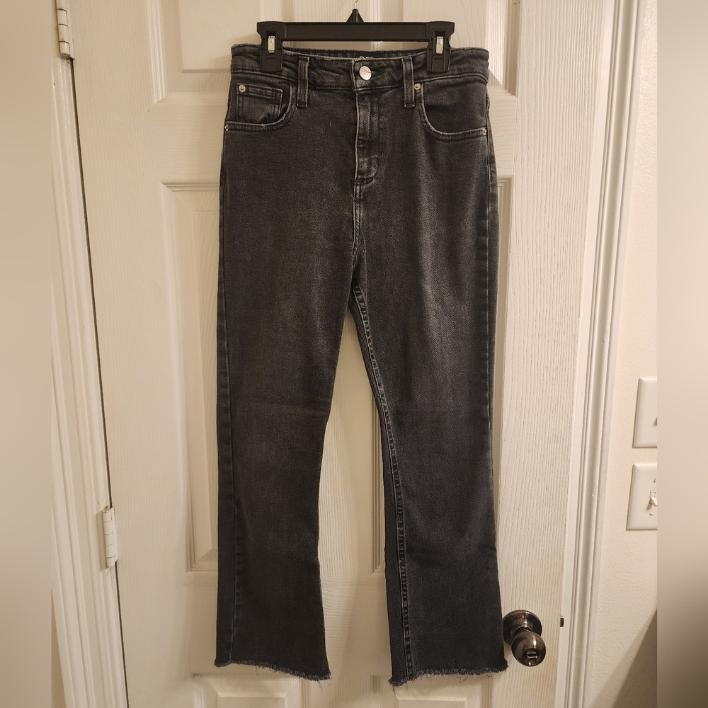 BDG kick flare high rise crop jeans, size 26 in washed black.